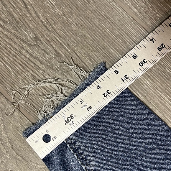 Old Navy Distressed Rockstar Super Skinny Jeans Size 2 Raw Hem - Picture 7 of 7